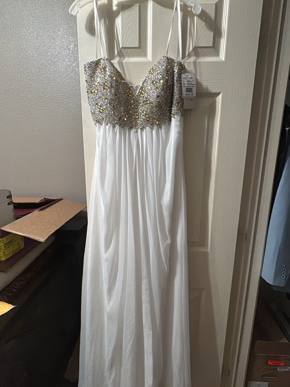 NWT Embellished White Strapless or spaghetti strap Wedding Gown